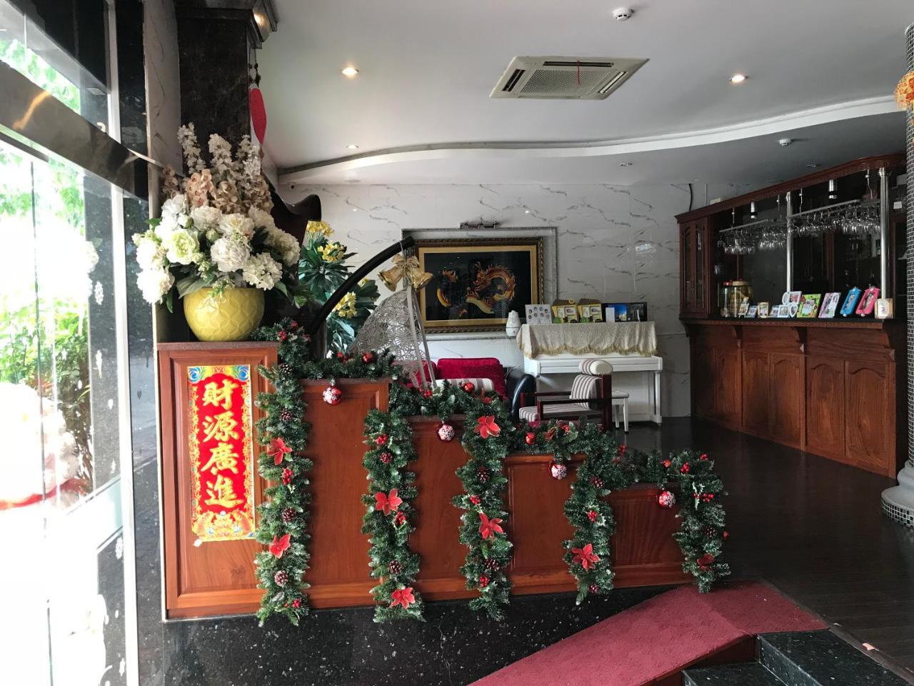 Long Bao Chau Hotel Thu Dau Mot Exterior photo