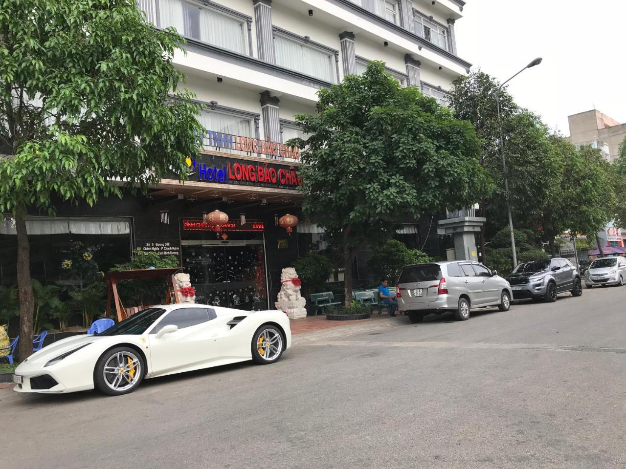 Long Bao Chau Hotel Thu Dau Mot Exterior photo