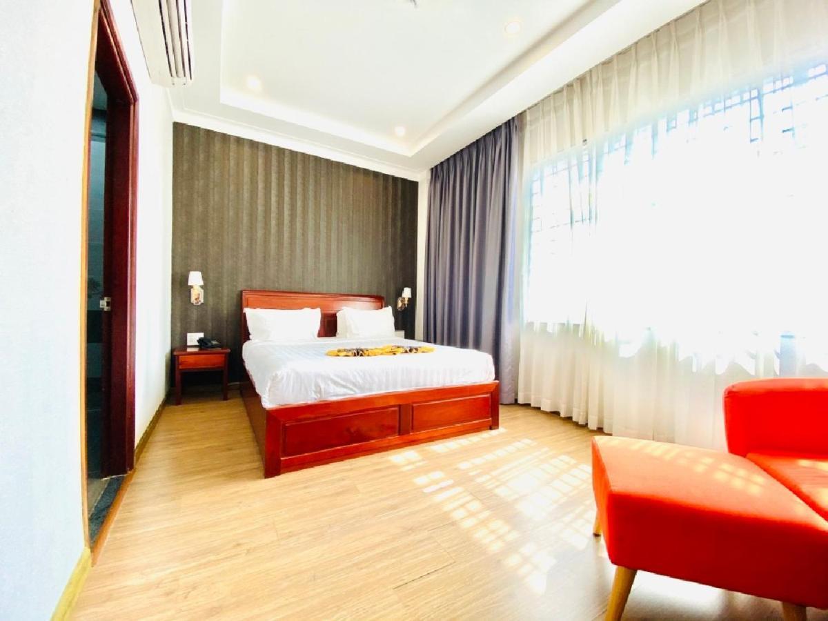 Long Bao Chau Hotel Thu Dau Mot Exterior photo